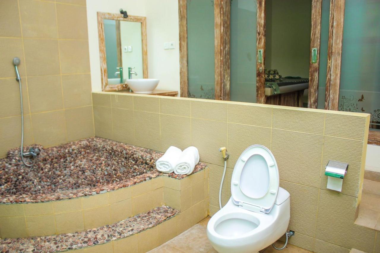 Araminth Guest House And Spa ロヴィーナ エクステリア 写真